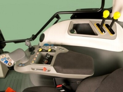 Traktor McCormick X7.4 - X7.6 T4i Pro Drive