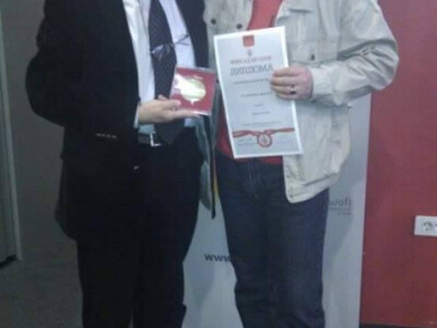 Novosadski poljoprivredni sajam 2015. godine, s leva prof. Mića Mladenović, s desna Dragan Furunović