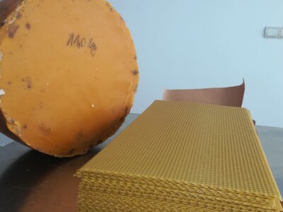 Proizvodnja satnih osnova od čistog voska