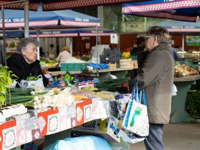 Proljece na osječkoj tržnici