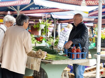 Proljece na osječkoj tržnici