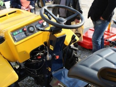 Traktor Hittner Ecotrac 21