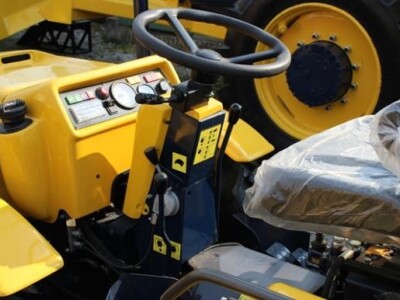 Traktor Hittner Ecotrac 40