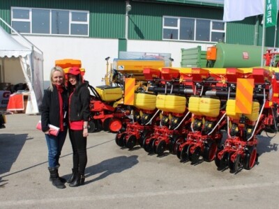 Grapak i Austro Diesel predstavnice