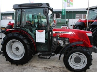 Traktor Massey Ferguson 3600