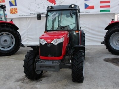 Traktor Massey Ferguson 3600