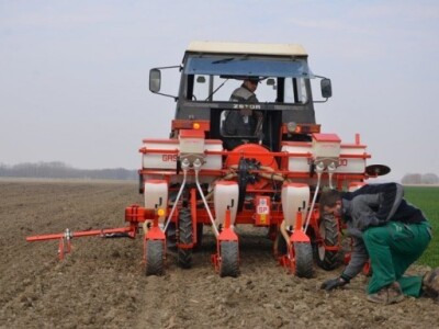 Pioneer sjetva pokusnih polja 2015.