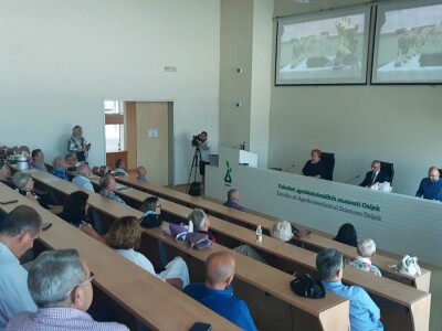 Promocija monografije "Konjički klub Osijek 1959.-2019." Promocija monografije "Konjički klub Osijek 1959.-2019."