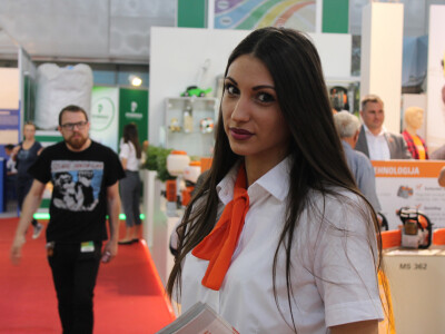 Hostese u Novom Sadu - iz muškog kuta