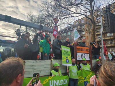 Prosvjed europskih poljoprivrednika u Bruxellesu