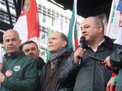 Prosvjed europskih poljoprivrednika u Bruxellesu