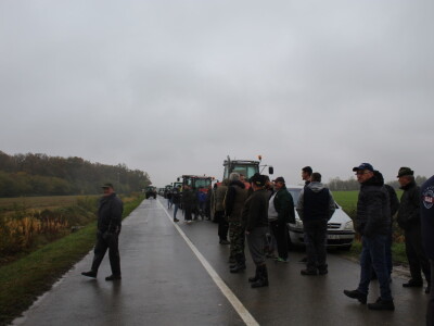 Prosvjed poljoprivrednika Potnjani-Paljevine