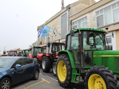 Prosvjed poljoprivrednika u Čeponu