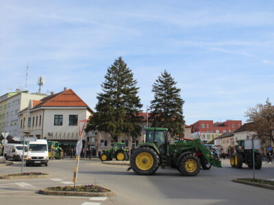 Prosvjed poljoprivrednika u Đakovu