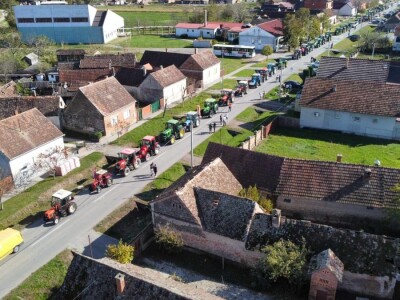 Prosvjed poljoprivrednika u Retkovcima Prosvjed poljoprivrednika u Retkovcima