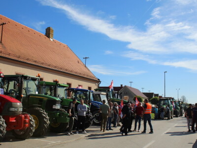 Prosvjed upozorenja poljoprivrednika Retkovci-Vinkovci