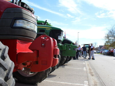 Prosvjed upozorenja poljoprivrednika Retkovci-Vinkovci