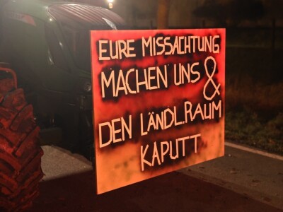 Prosvjedi poljoprivrednika u Njemačkoj Prosvjedi poljoprivrednika u Njemačkoj