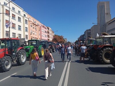 Protest poljoprivrednika u Novom Sadu