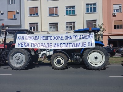 Protest poljoprivrednika u Novom Sadu