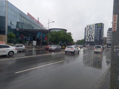 Protesti, maj 2023. (Sajam) - Kiša