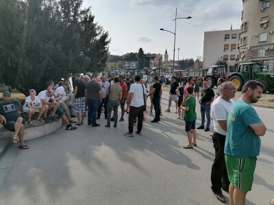 Protesti poljoprivrednika u Novom Sadu
