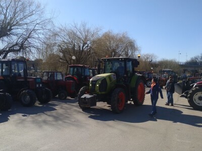 Protesti poljoprivrednika u Srbiji: Ne treba nam jednokratna pomoć Protesti poljoprivrednika u Srbiji: Ne treba nam jednokratna pomoć