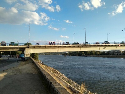 Protesti u Novom Sadu na Varandskom mostu
