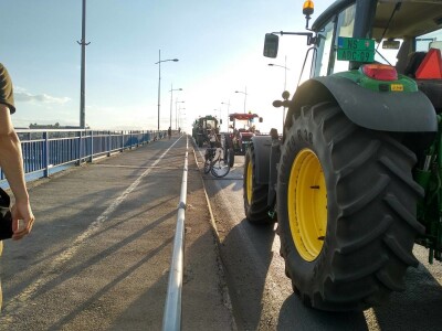 Protesti u Novom Sadu na Varandskom mostu