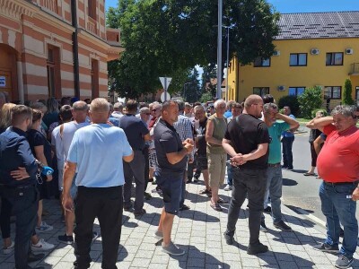 Protesti u Odžaku Protesti u Odžaku