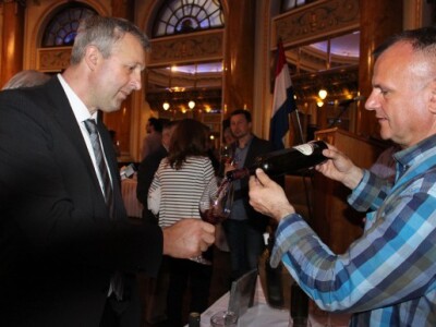 Valjalo je ugasiti žeđ s vinima Kalazić