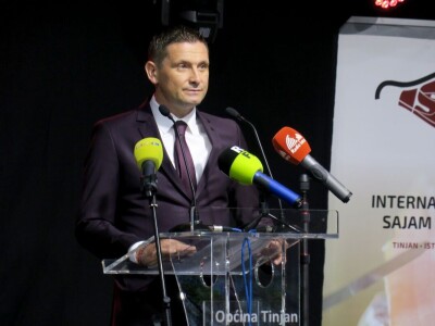 Pršutana Antolović apsolutni pobjednik na 16. Internacionalnom Sajmu pršuta u Tinjanu