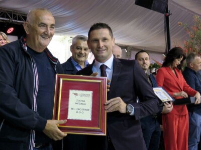 Pršutana Antolović apsolutni pobjednik na 16. Internacionalnom Sajmu pršuta u Tinjanu