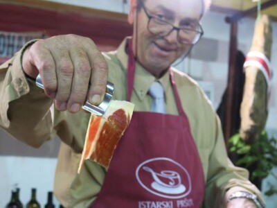 Pršutana Antolović apsolutni pobjednik na 16. Internacionalnom Sajmu pršuta u Tinjanu