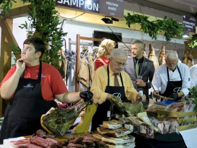 Pršutana Antolović apsolutni pobjednik na 16. Internacionalnom Sajmu pršuta u Tinjanu