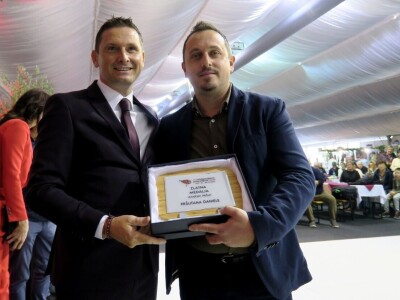 Pršutana Antolović apsolutni pobjednik na 16. Internacionalnom Sajmu pršuta u Tinjanu