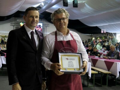 Pršutana Antolović apsolutni pobjednik na 16. Internacionalnom Sajmu pršuta u Tinjanu