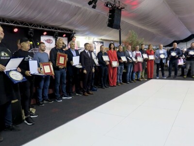 Pršutana Antolović apsolutni pobjednik na 16. Internacionalnom Sajmu pršuta u Tinjanu