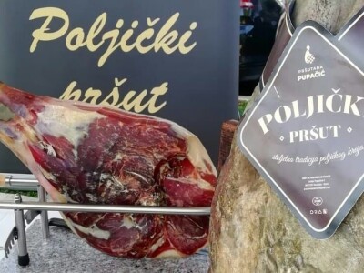 Pršutana Ivana Pupačića iz Kostanja Pršutana Ivana Pupačića iz Kostanja