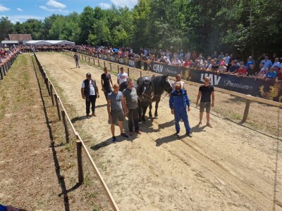 Prva brodska štraparijada u Donjim Vrelima