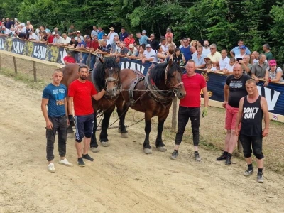 Prva brodska štraparijada u Donjim Vrelima