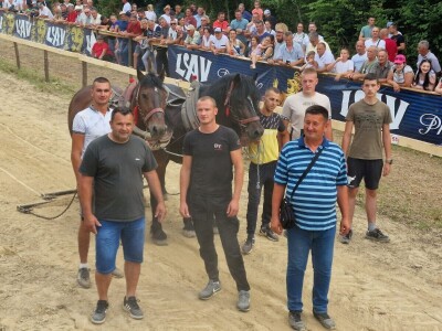 Prva brodska štraparijada u Donjim Vrelima