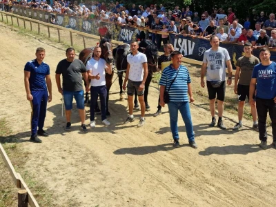 Prva brodska štraparijada u Donjim Vrelima