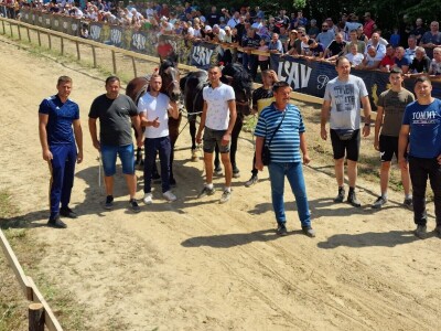 Prva brodska štraparijada u Donjim Vrelima