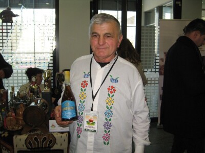 Prvi festival šumadijske rakije u njenoj postojbini Prvi festival šumadijske rakije u njenoj postojbini