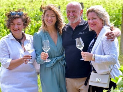 Prvi Kvarnerski pjenušavi doručak u vinogradu