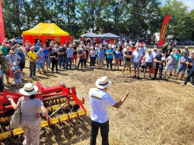 Prvi Vaderstad “Field Day”