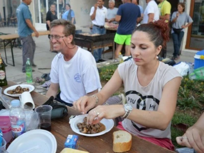 Pužijada i utrka puževa u Benkovcu