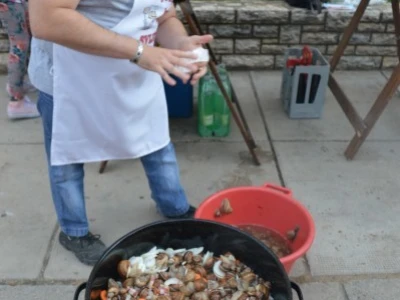 Pužijada i utrka puževa u Benkovcu