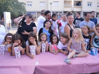 Pužijada i utrka puževa u Benkovcu